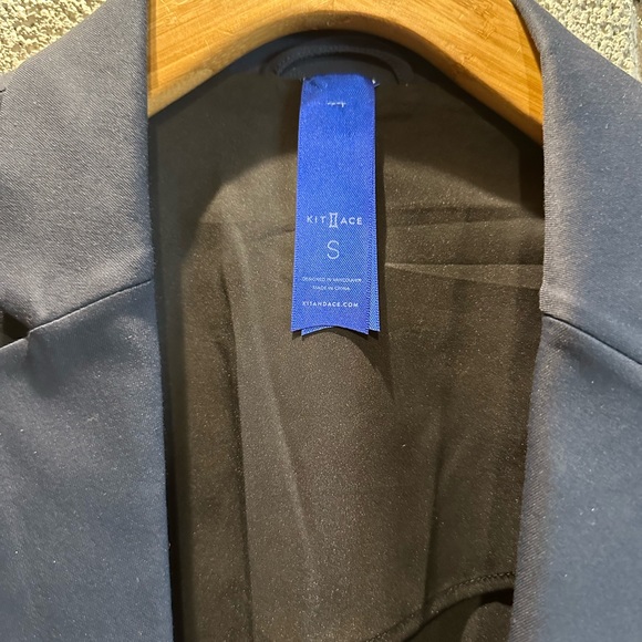 Navigator Essential Blazer-Small Navy - Picture 2 of 6